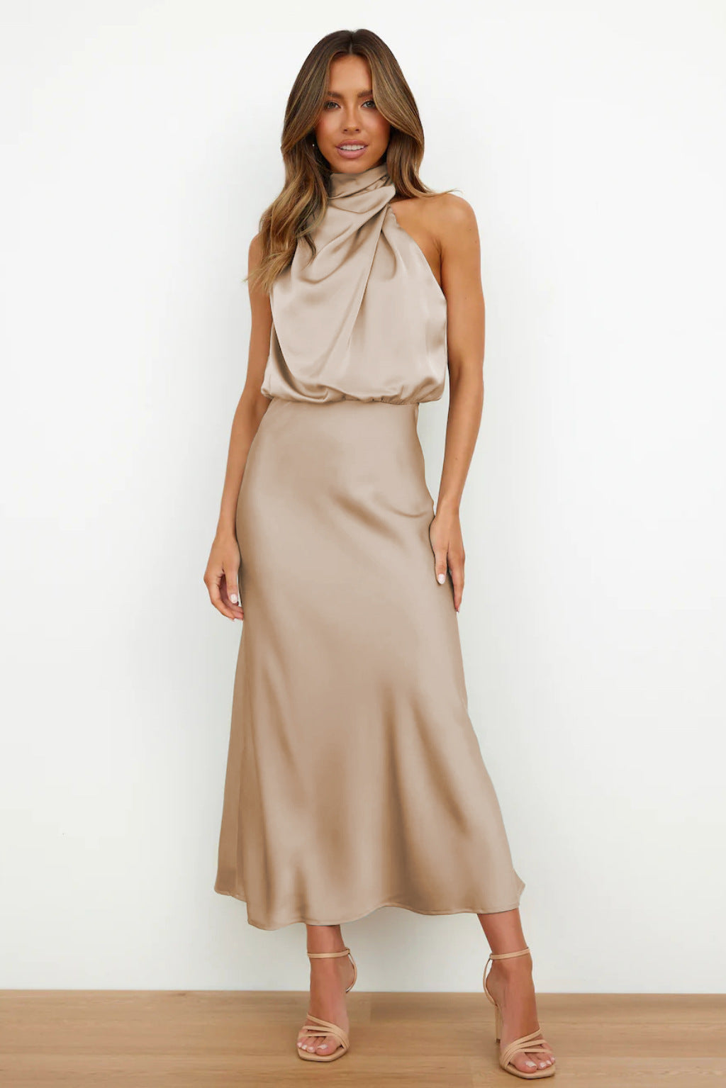 Lucía | Vestido Midi Satinado Halter Elegante para Mujer 1
