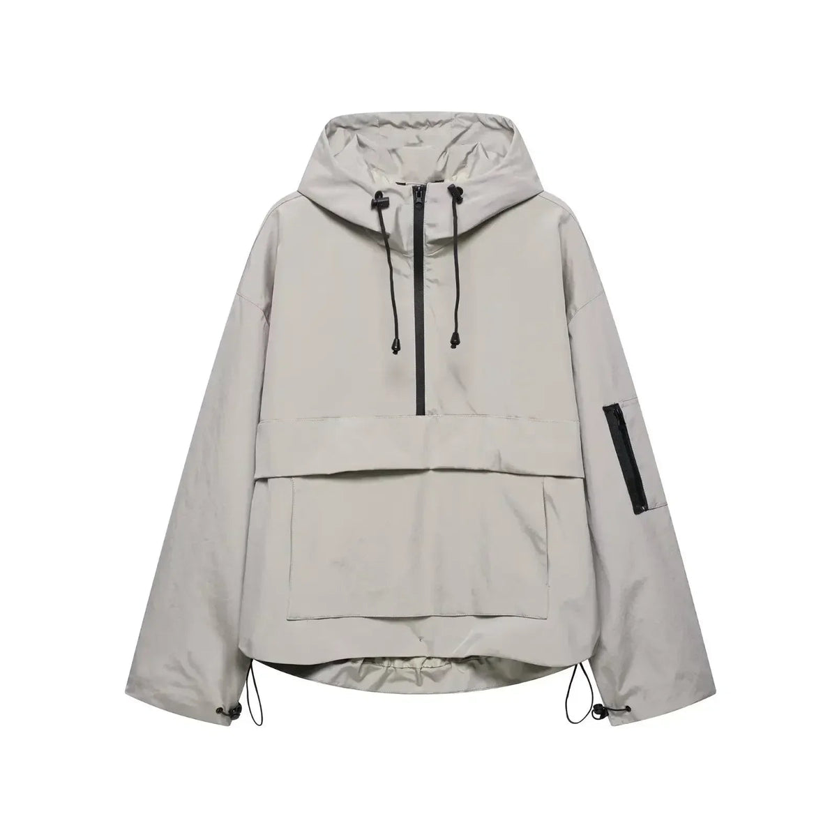 Detalle de la capucha funcional de la chaqueta de invierno para mujer