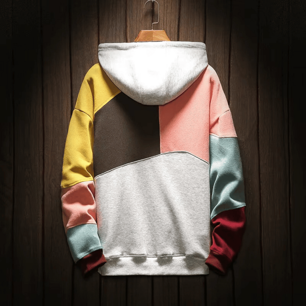 Hombre con sudadera Kodiak en tono azul con bolsillos laterales