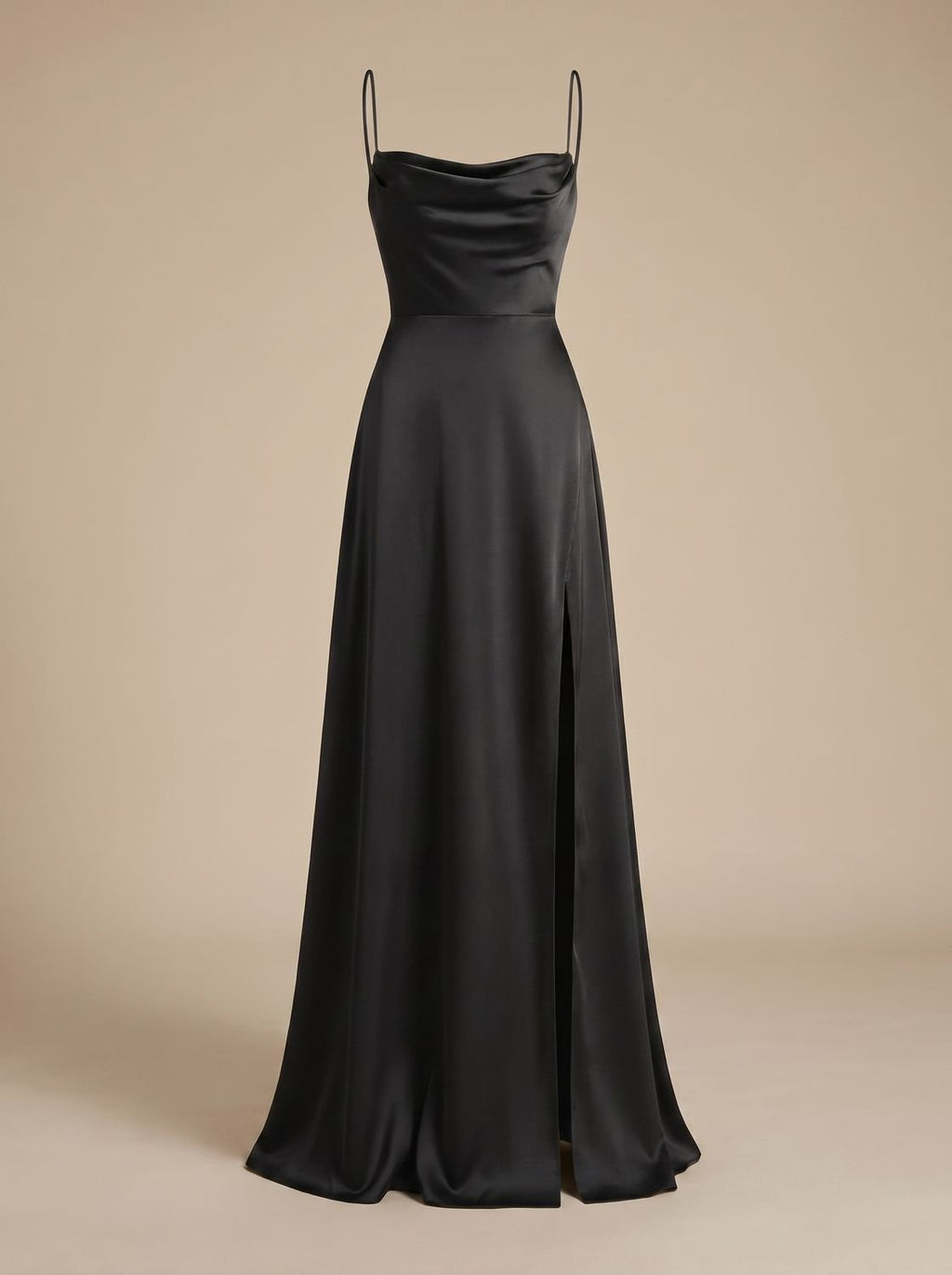 Vestido Aurelia de satén con tirantes finos y caída elegante